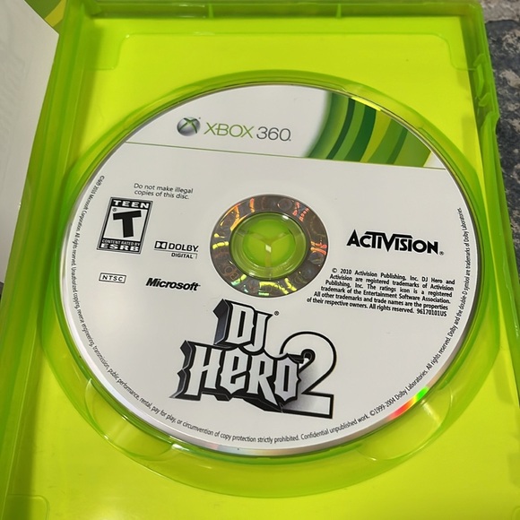 5 for $40 - DJ Hero 2 for Xbox 360 - Picture 3 of 4